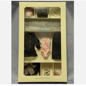 Barbie Fashion Model Collection Limited Edition Lunch at the Club Fashion Pack